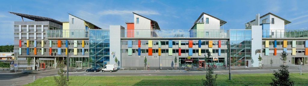Sonnenschiff - nachhaltiges Wohnen und Arbeiten